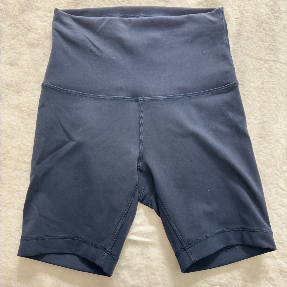 Lululemon Align 6” high rise shorts in true navy
